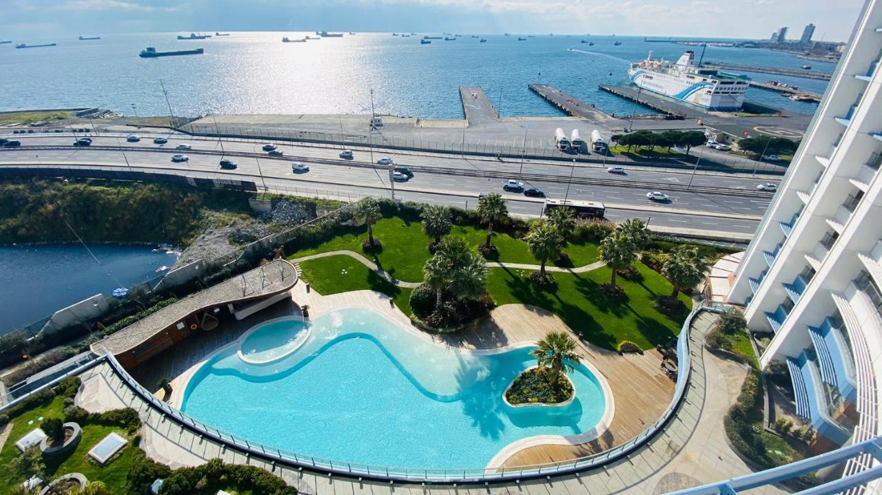 Lux 2 Room Suite Apartment With Seaview In Center 이스탄불 외부 사진